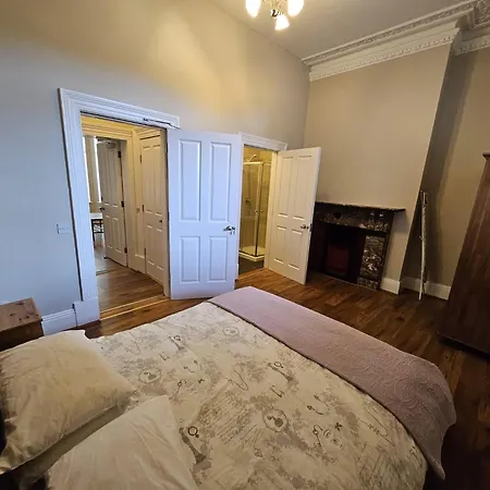 Victoria On The Park